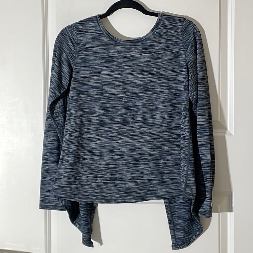 Zyia Split Back Long Sleeve Top Medium Activewear Workout